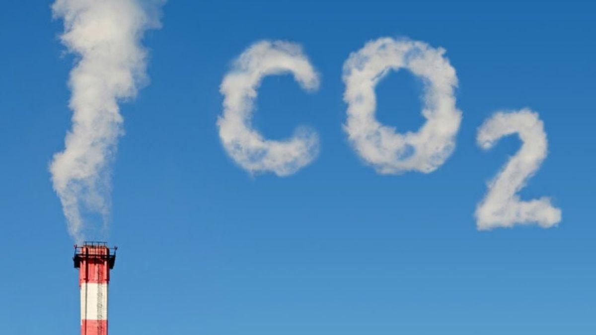 Mô hình cấu trúc phân tử CO2 dạng đường thẳng và bình khí CO2 tinh khiết trong phòng thí nghiệm