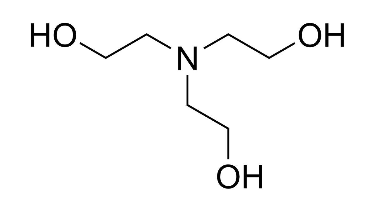 Thao tác đo độ nhớt và kiểm tra chỉ tiêu lý hóa của Triethanolamine trong phòng QA/QC
